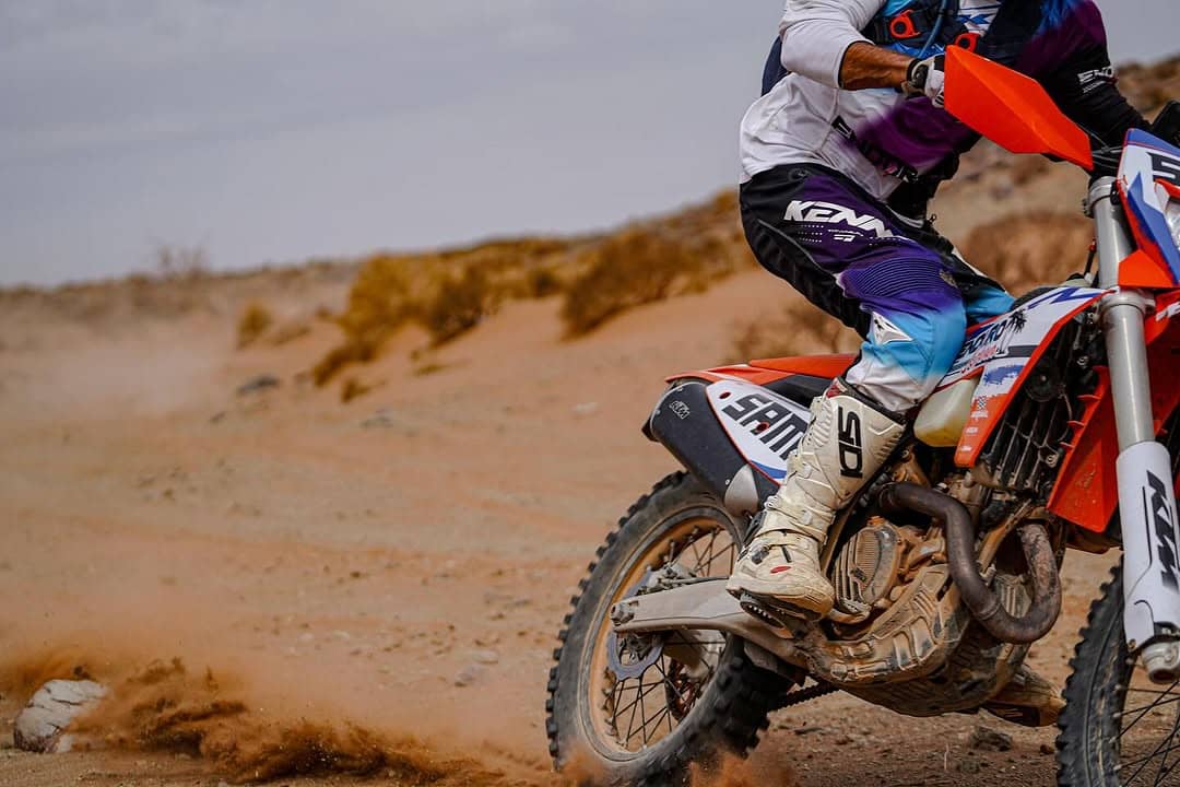 Session motocross dans la Palmeraie de Marrakech
